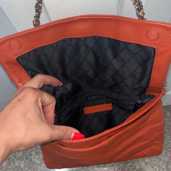 BCBG dark pumpkin orange ruched leather shoulder bag - Picture 6 of 6